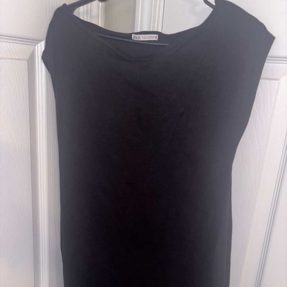 Zara Classic Black Top